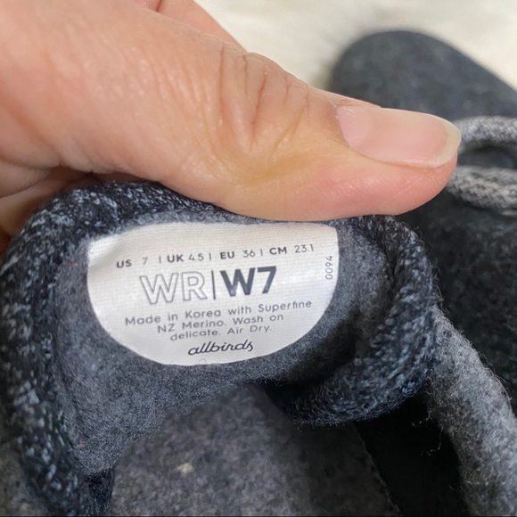 Allbirds - Picture 4 of 5